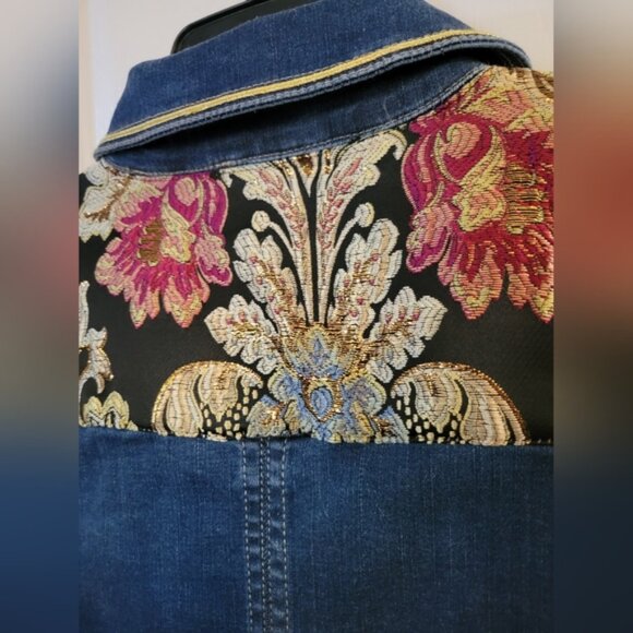 NWT Chico's Denim Heritage Jacket Heirloom Indigo Size Medium - Picture 5 of 16